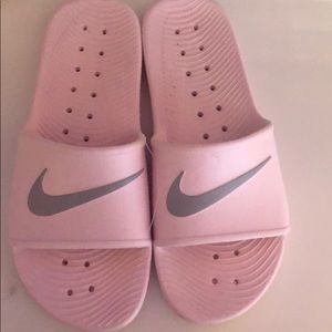 Nike Women’s Slides